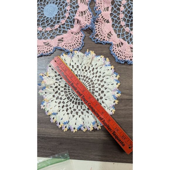 Vintage Hand-Crocheted Doilies Set Of 3 Pink & White Round & Square 10" Decor - Picture 6 of 7